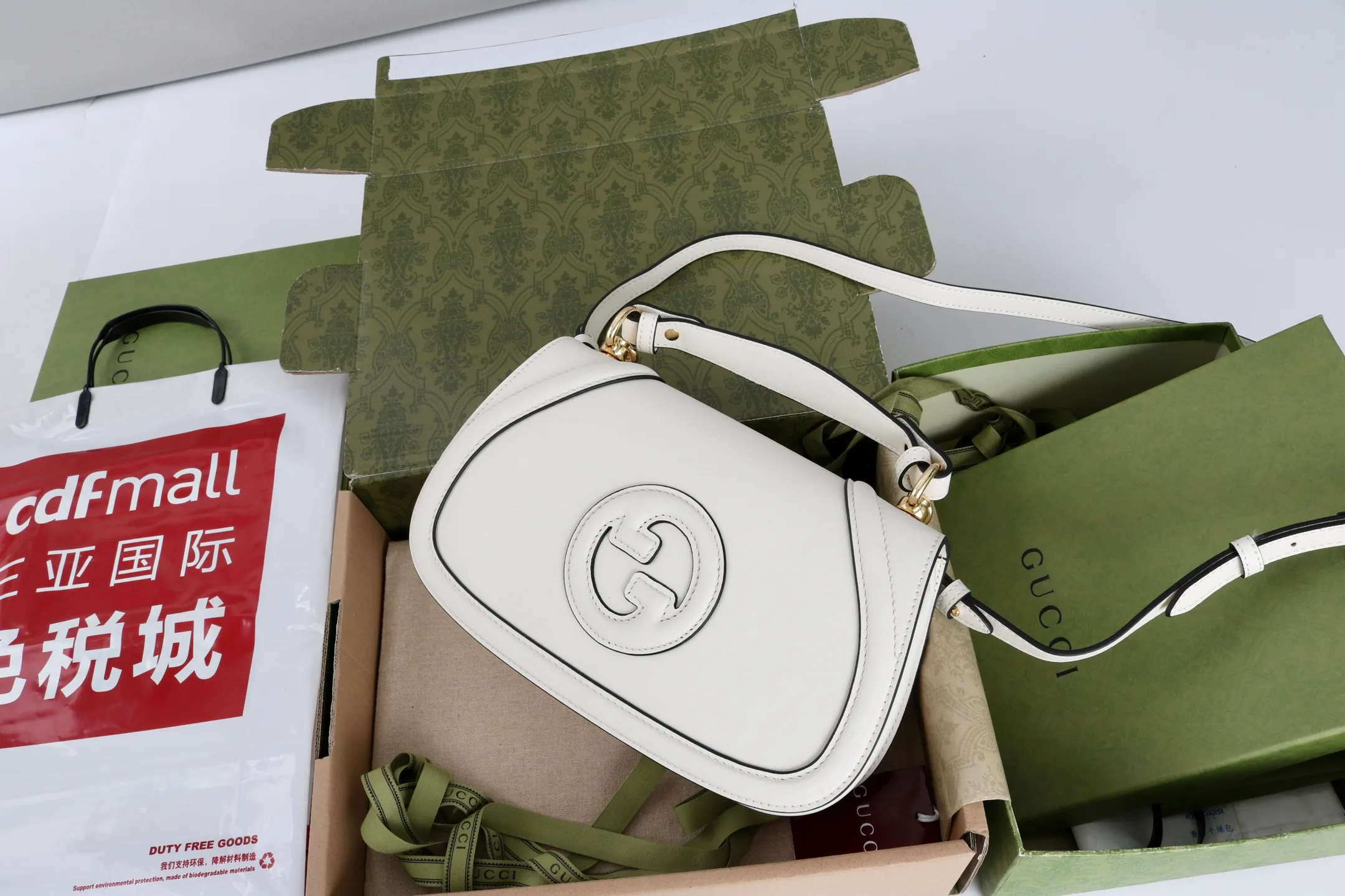 Women's Classic Handbags GUCCI 18065518