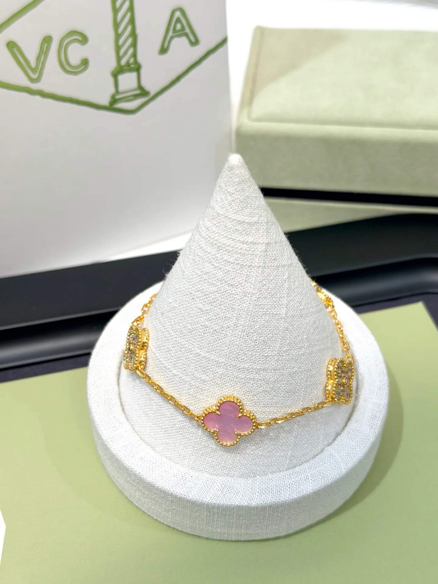 Jewelry VAN CLEEF & ARPELS 18123053