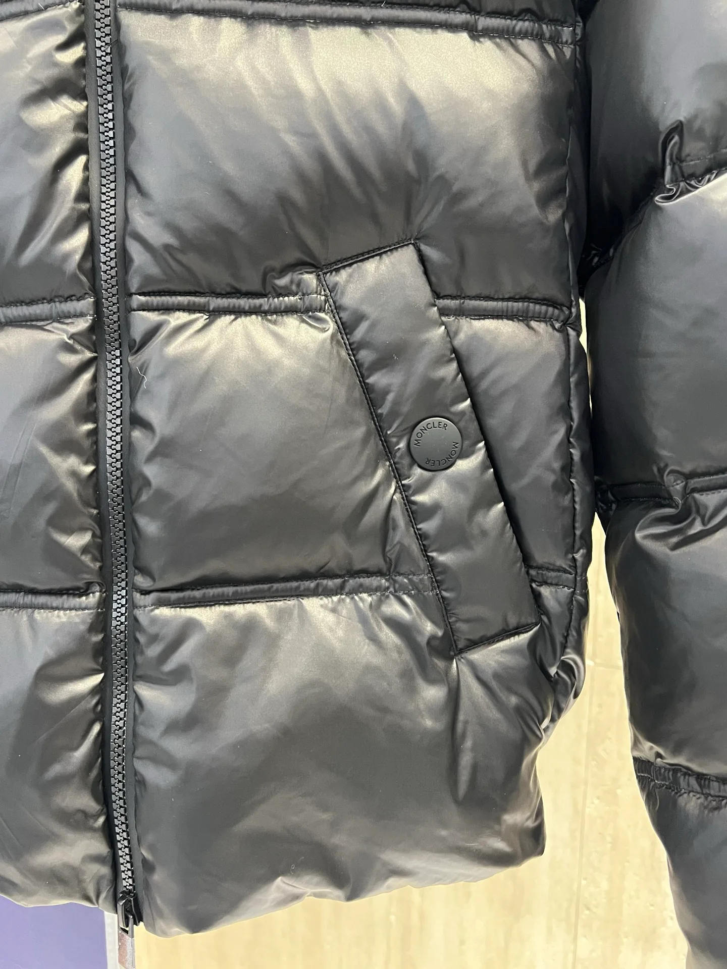 Men's Jackets And Down Jackets MONCLER 18330411