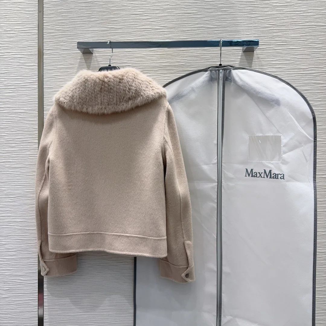 Women's Coats MAX MARA 18456296