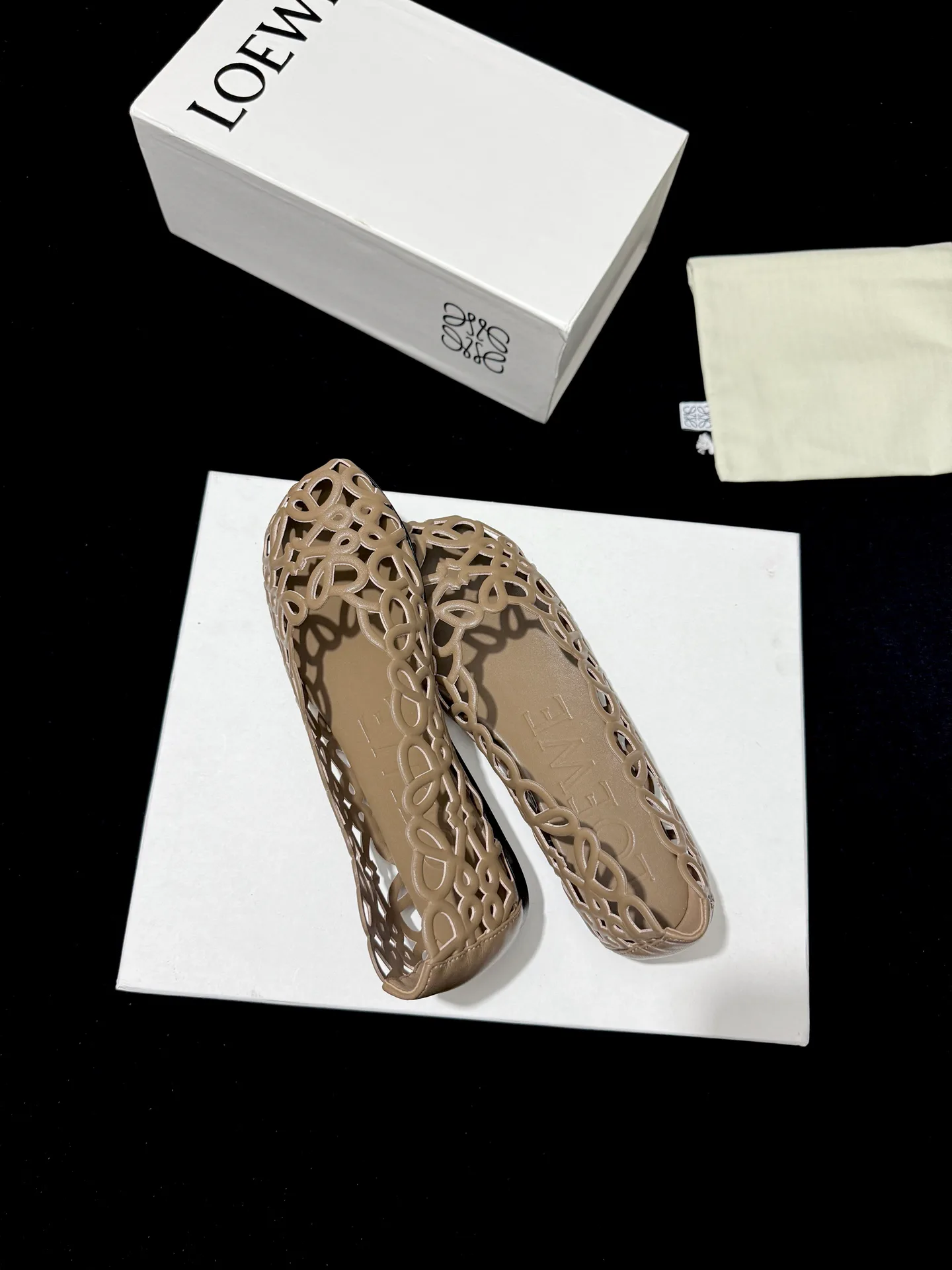 Women's Ballet Flats LOEWE 18110342