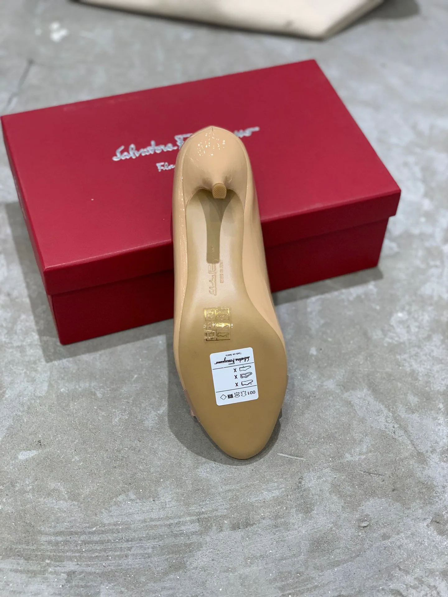 Women's Heels SALVATORE FERRAGAMO 18340718