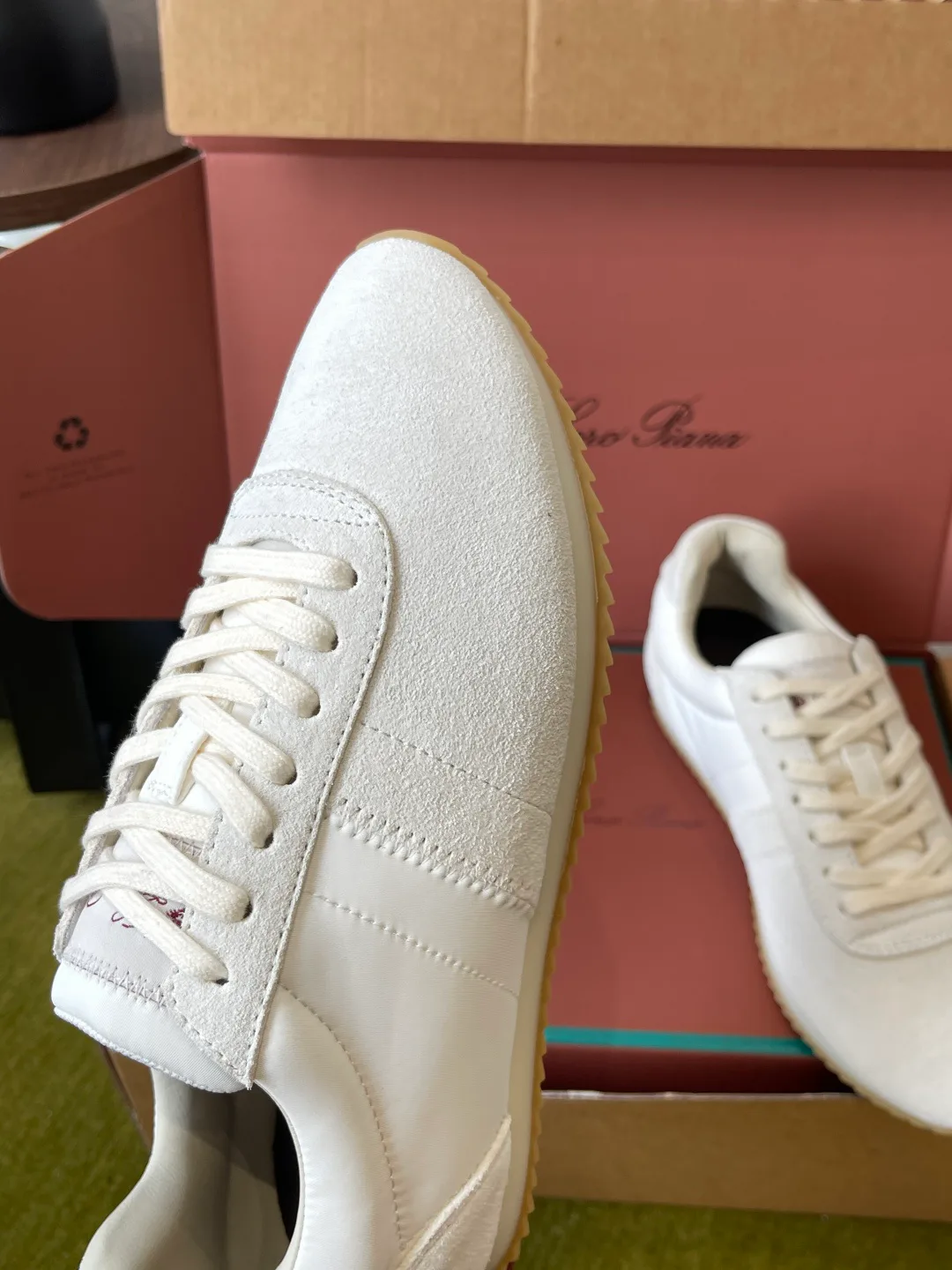 Women's Sneakers LORO PIANA 17424584