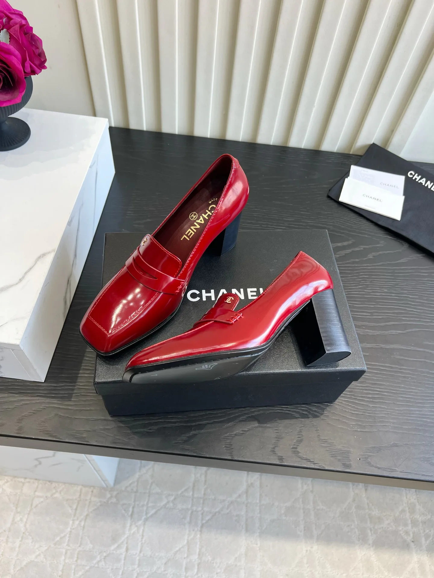 Women's Loafers And Moccasins CHANEL 18223042