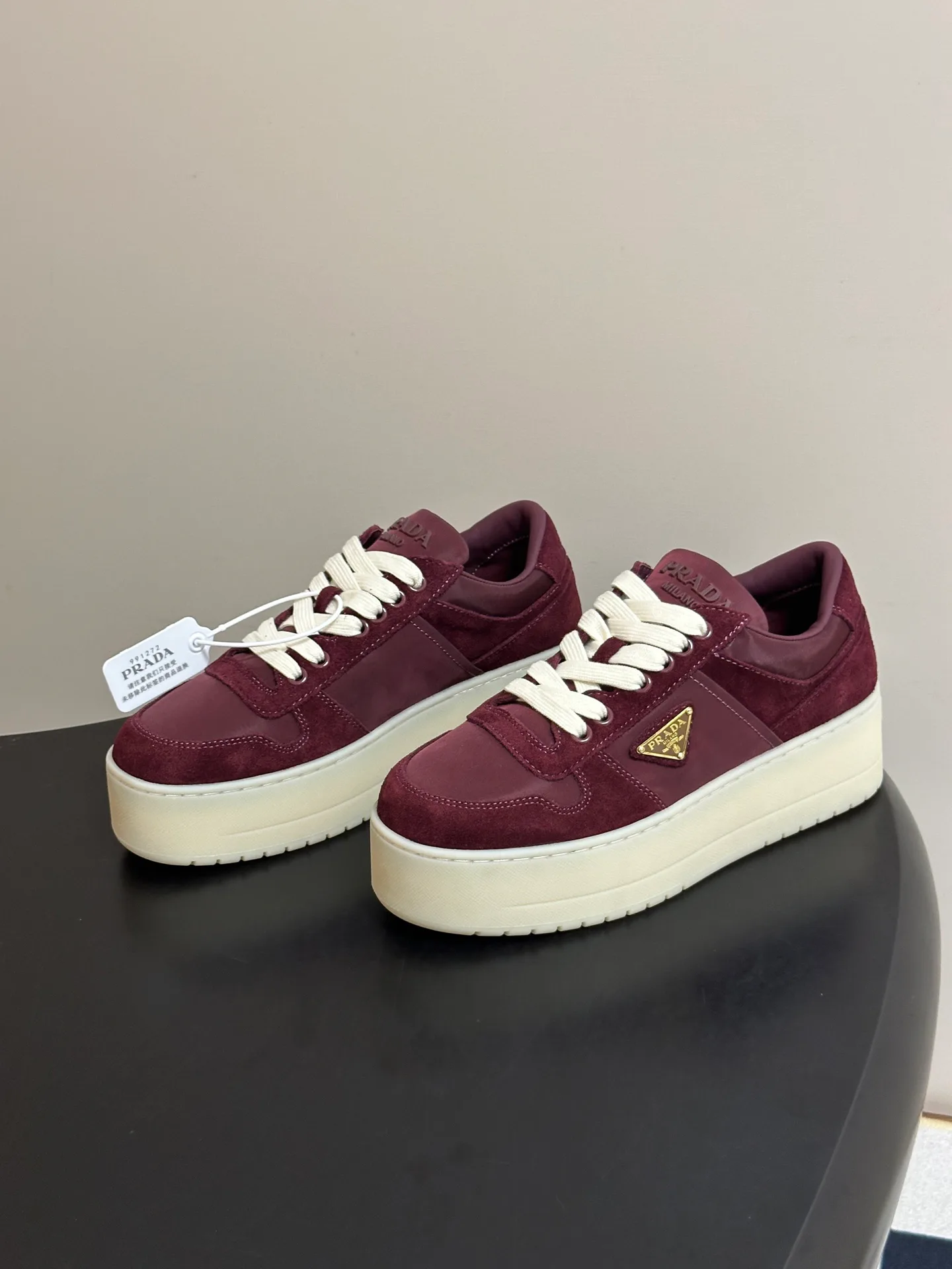 Women's Sneakers PRADA 18041556