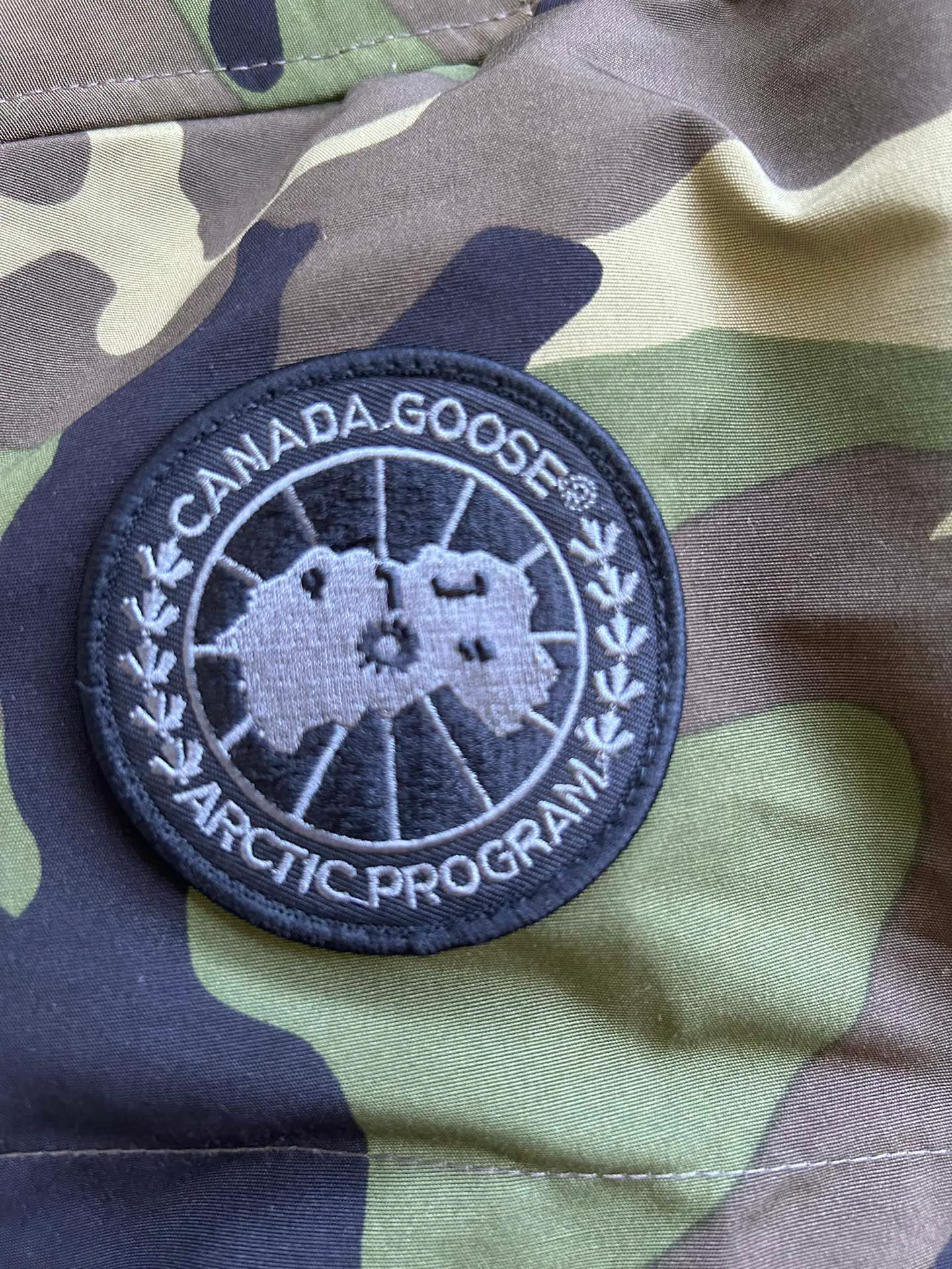 Women's Jackets And Down Jackets CANADA GOOSE 17854554