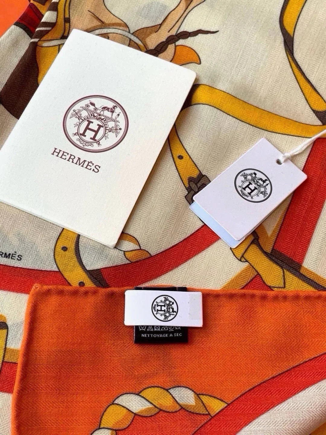 Silk Scarves HERMES 18003588