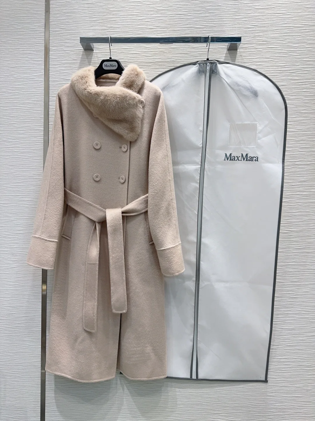 Women's Coats MAX MARA 18172476