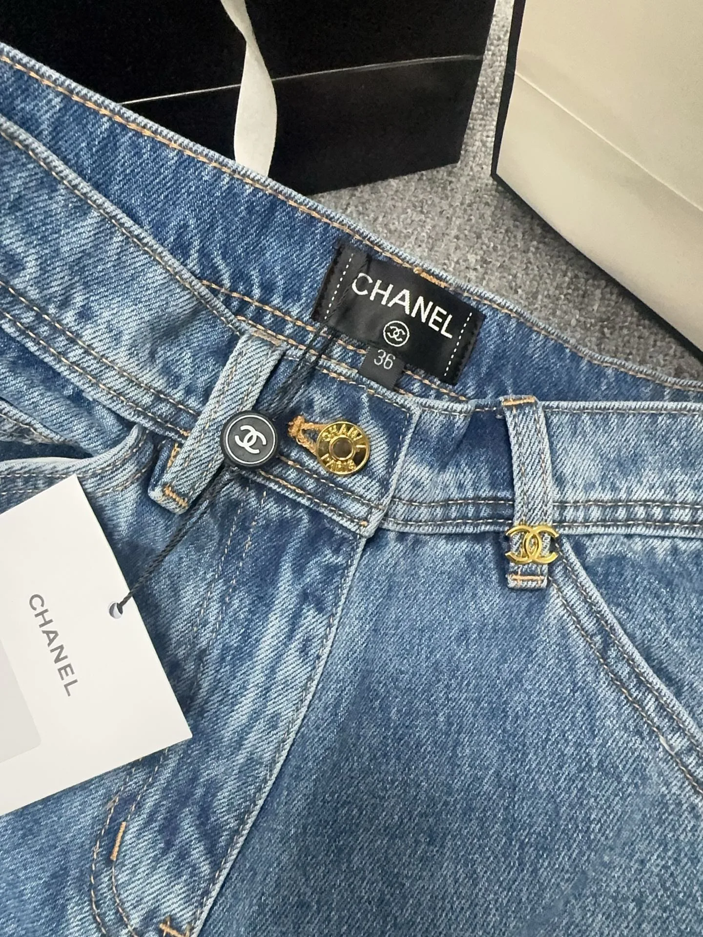 Women's Jeans CHANEL 18174509