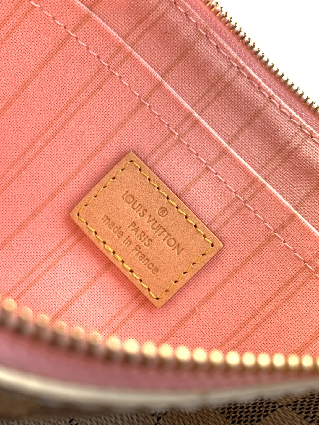 Women's Classic Handbags LOUIS VUITTON 18156578