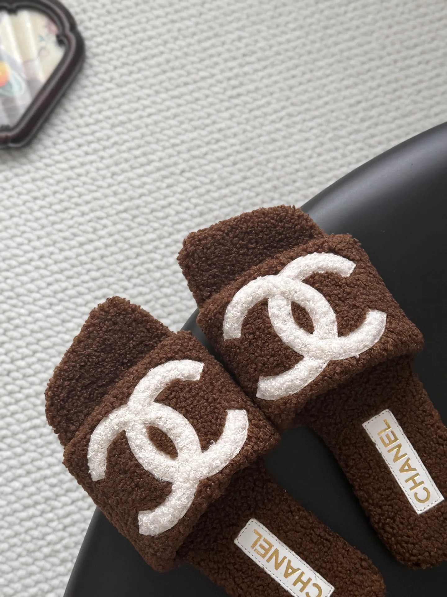 Women's Slippers CHANEL 18154266