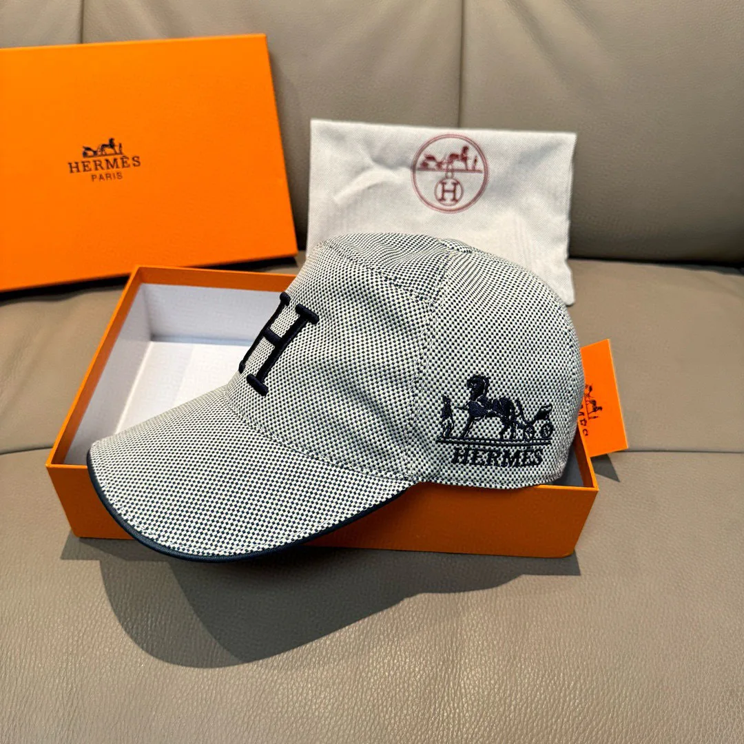 Hats HERMES 17224548