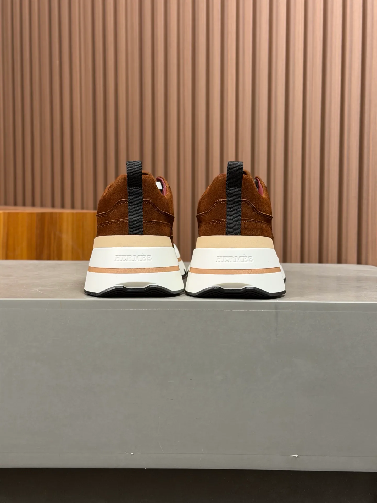 Men's Sneakers HERMES 18116577