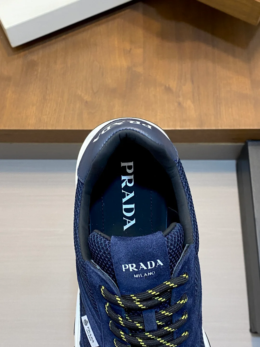 Men's Sneakers PRADA 17857250