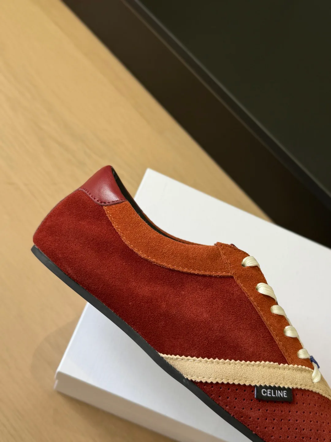 Women's Sneakers CELINE 18224055