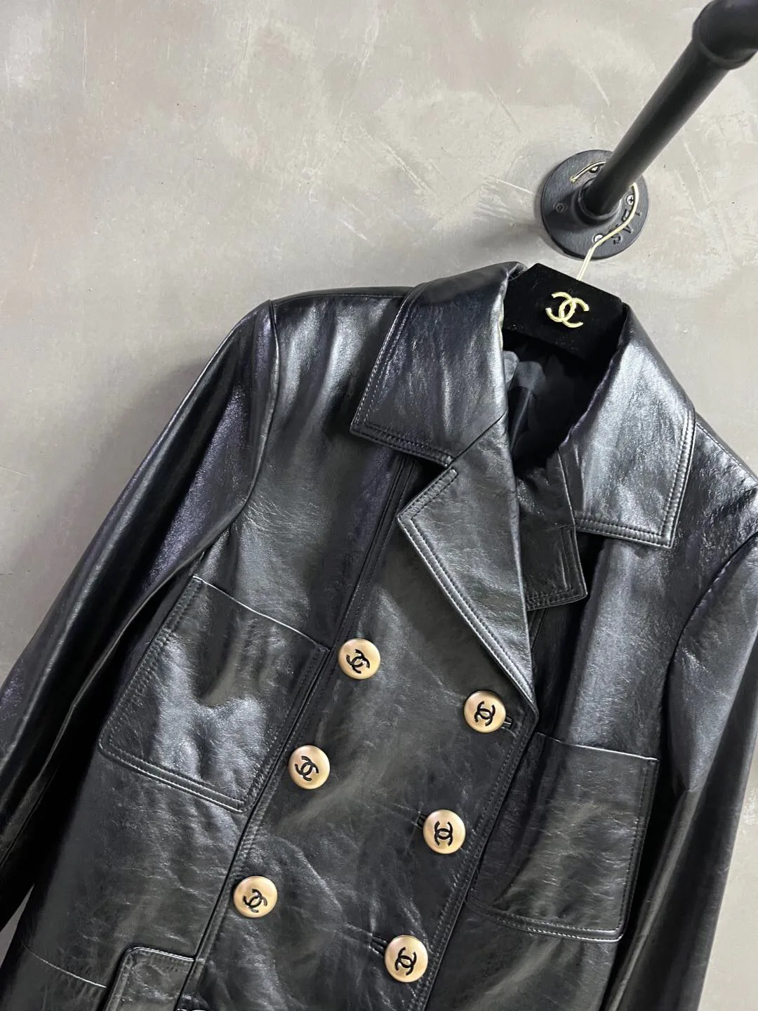 Women's Leather Jackets And Sheepskin Coats CHANEL 18172742