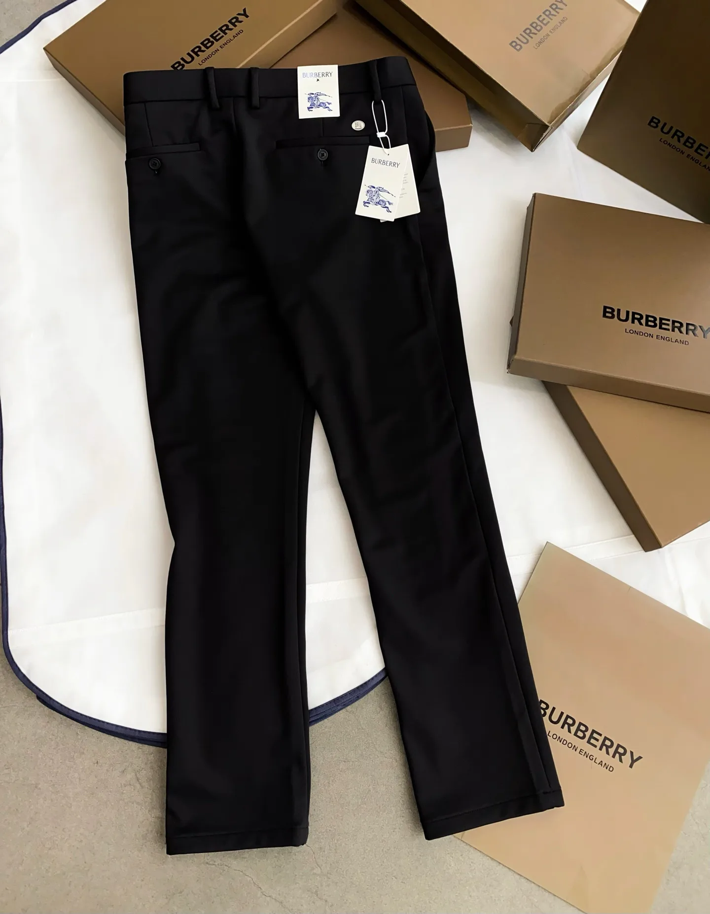 Men's Trousers BURBERRY 17973669