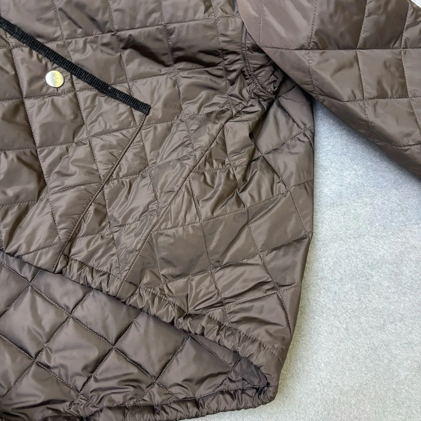 Women's Jackets And Down Jackets PRADA 17852587