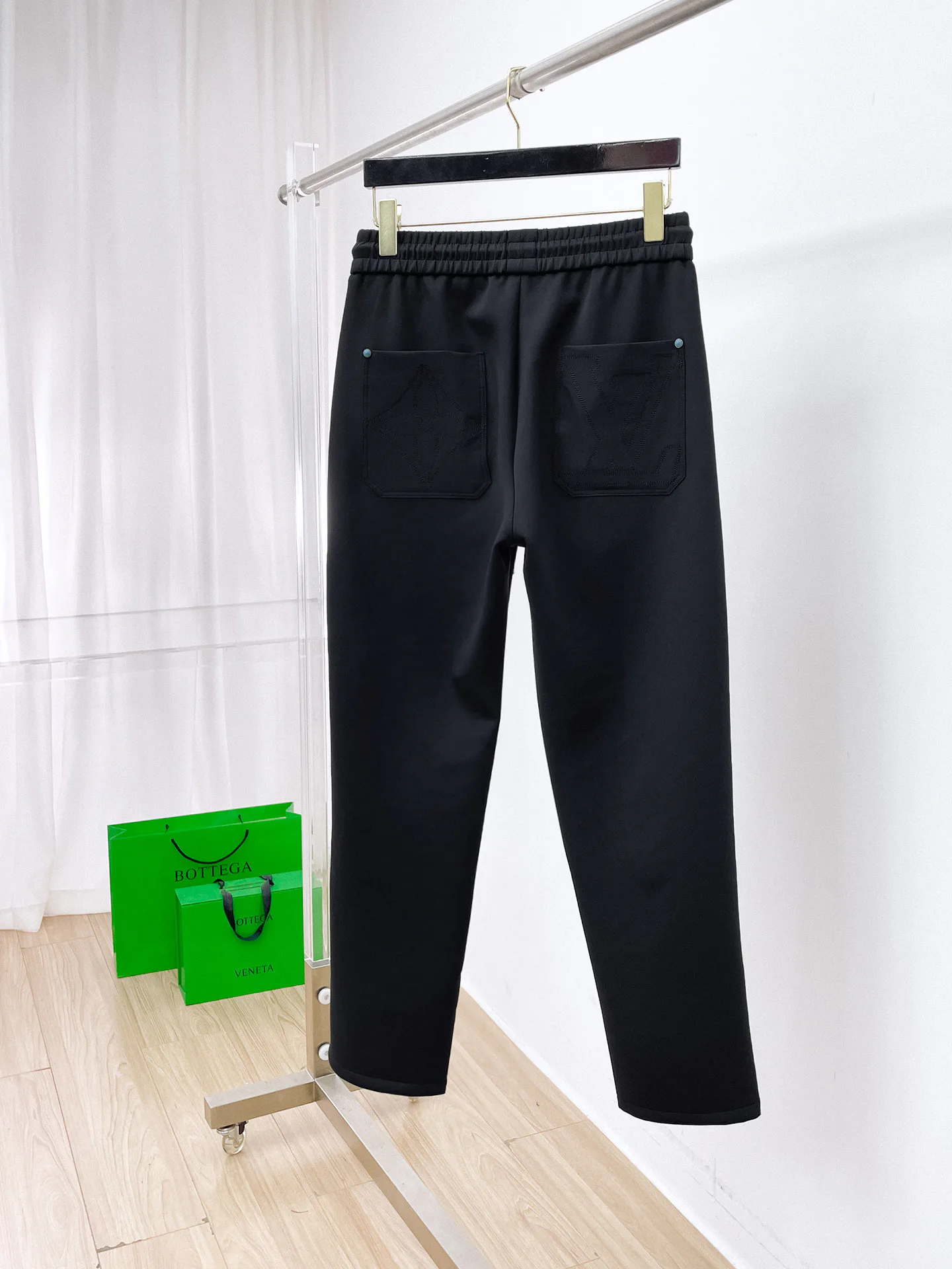 Men's Trousers LOUIS VUITTON 18399333