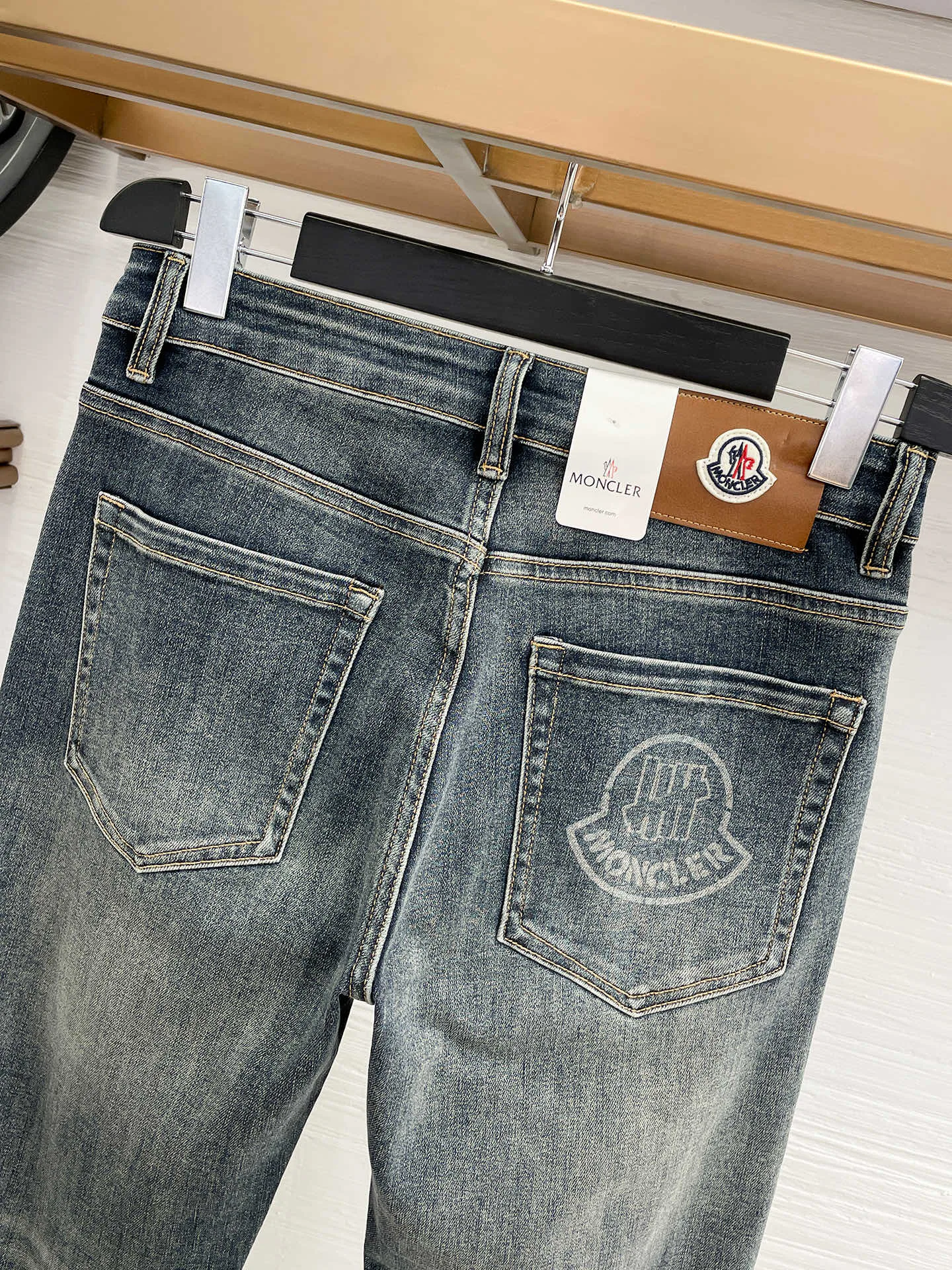 Men's Jeans MONCLER 18543032