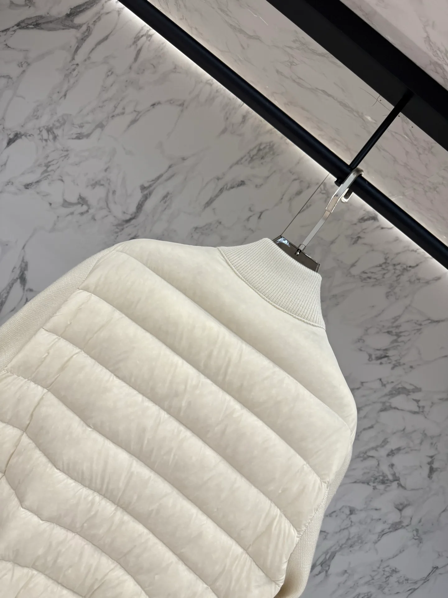 Men's Jackets And Down Jackets MONCLER 17867344