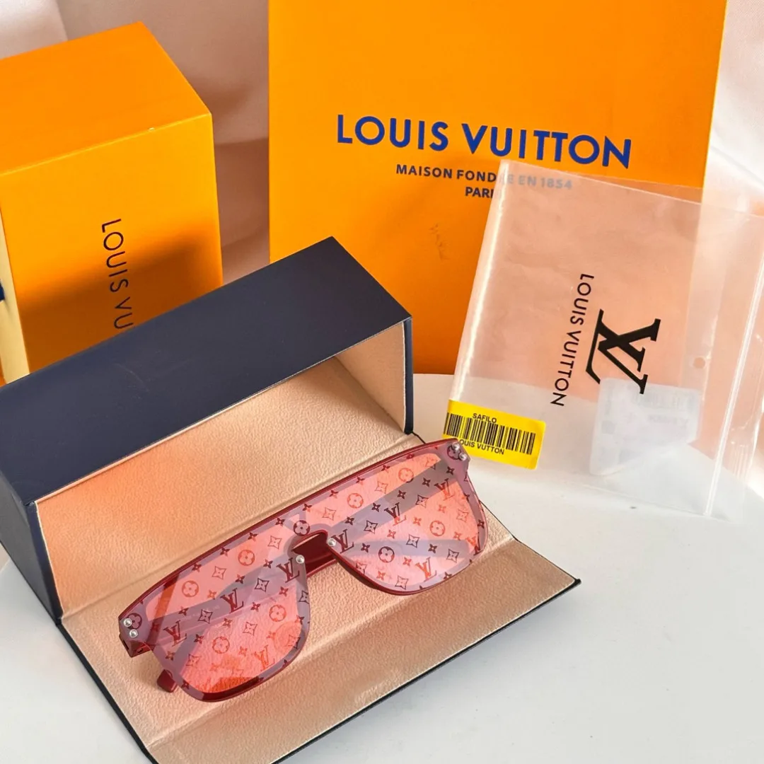 Glasses LOUIS VUITTON 17350195