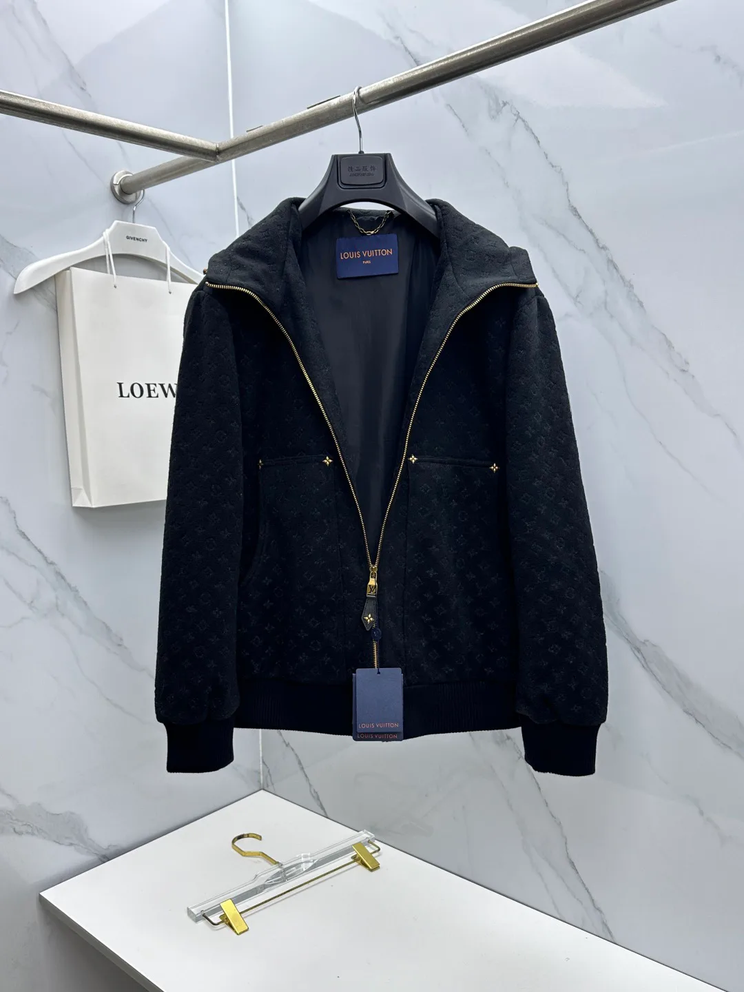 Men's Jackets And Down Jackets LOUIS VUITTON 18246854