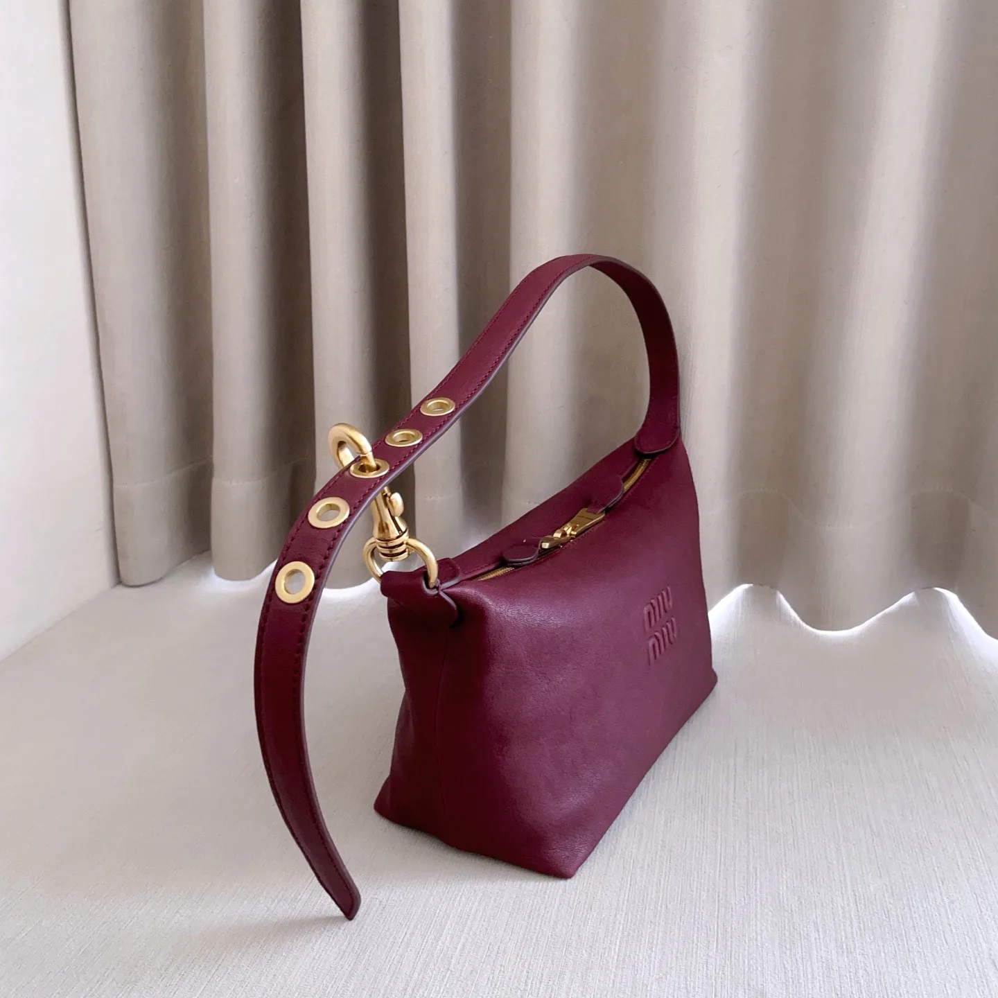 Women's Classic Handbags MIU MIU 17810509
