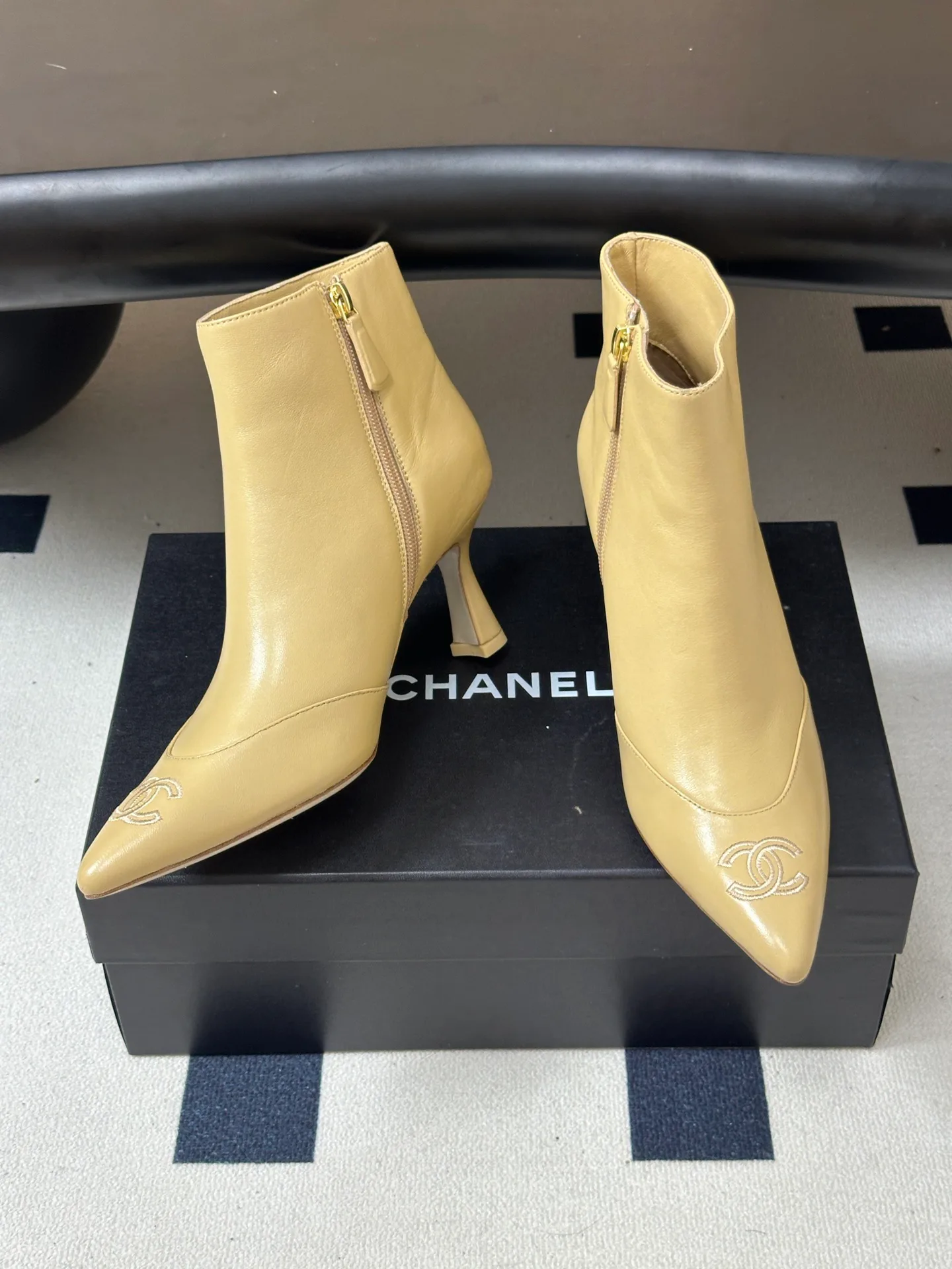 Women's Booties CHANEL 18049155