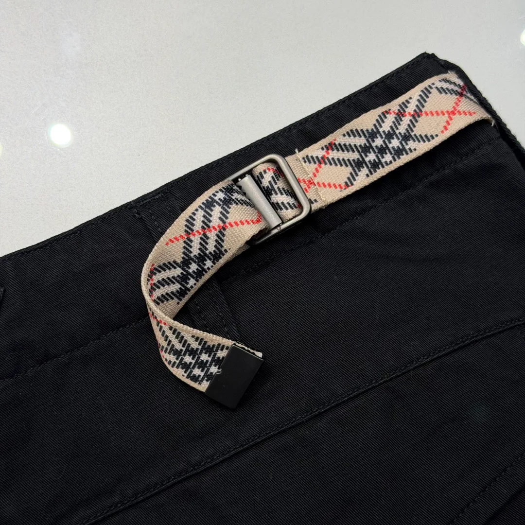 Брюки Мужские Burberry 18680359