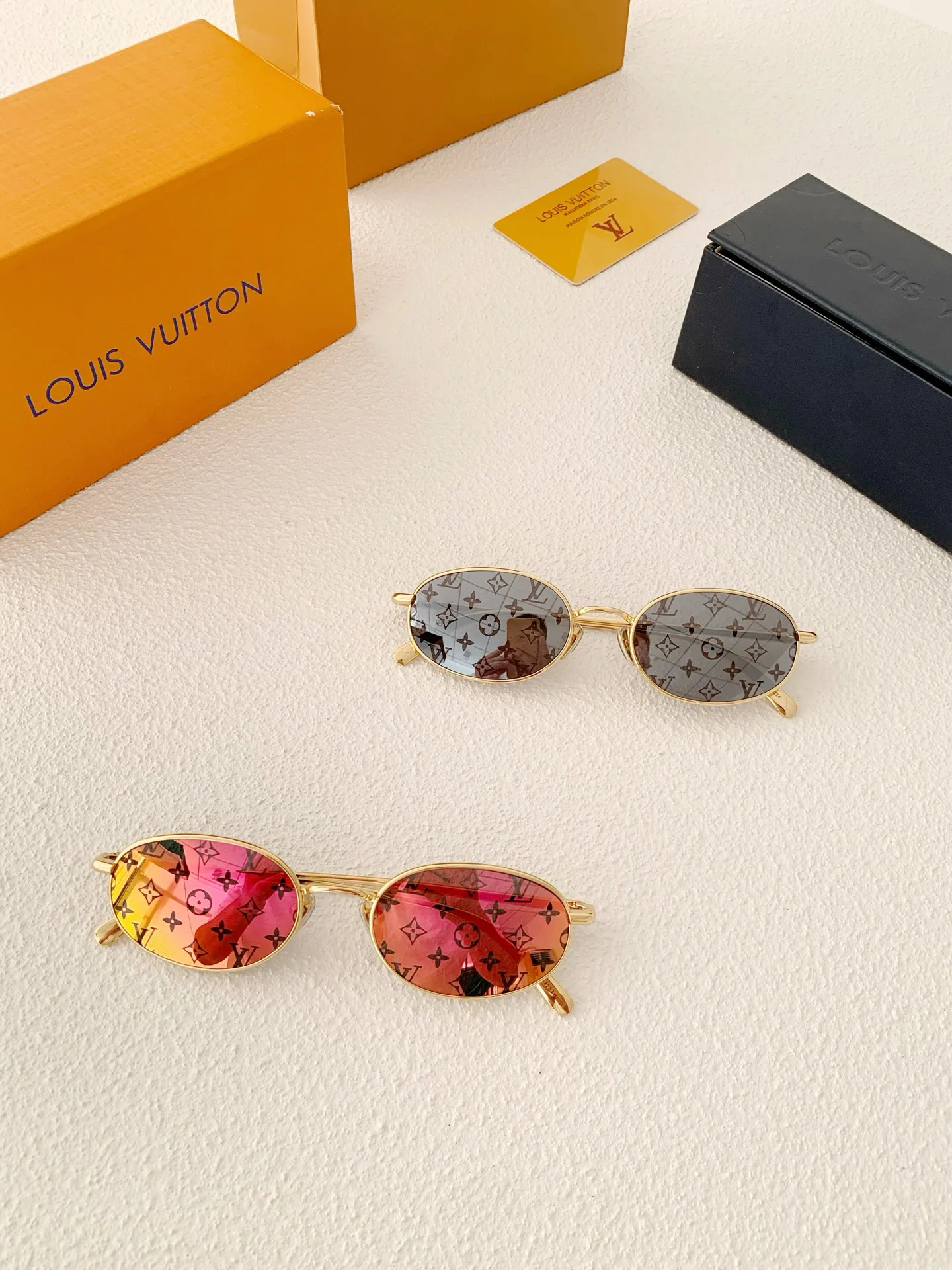 Glasses LOUIS VUITTON 18052506