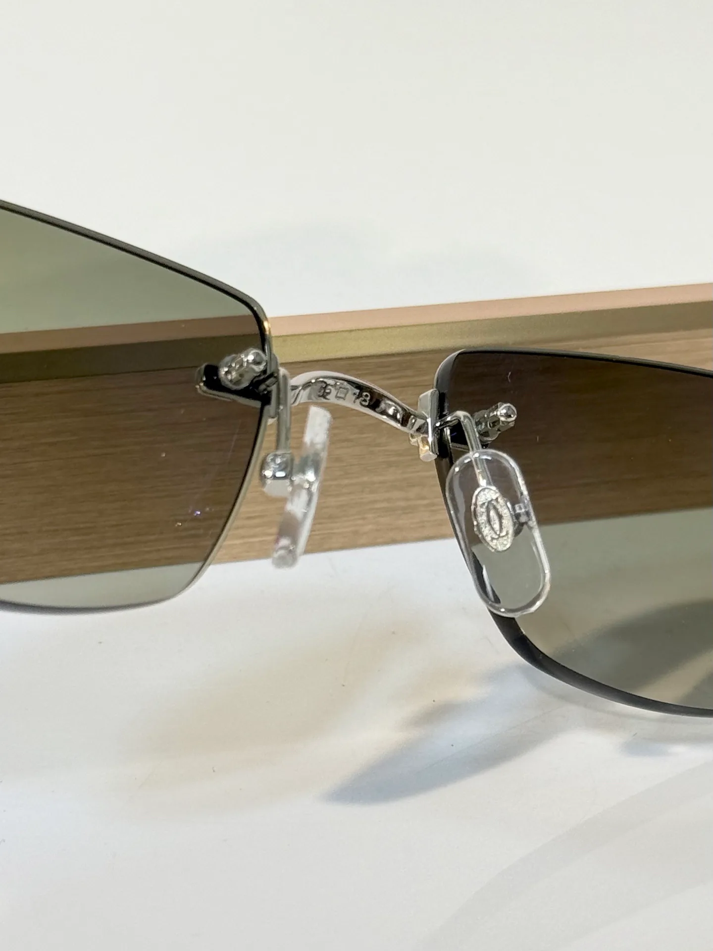 Glasses CARTIER 18404794