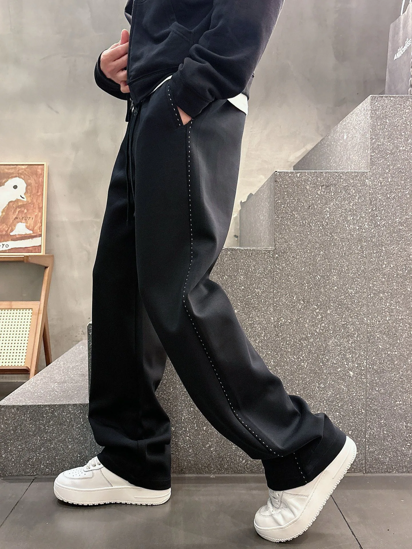 Брюки Мужские Balenciaga 18596835
