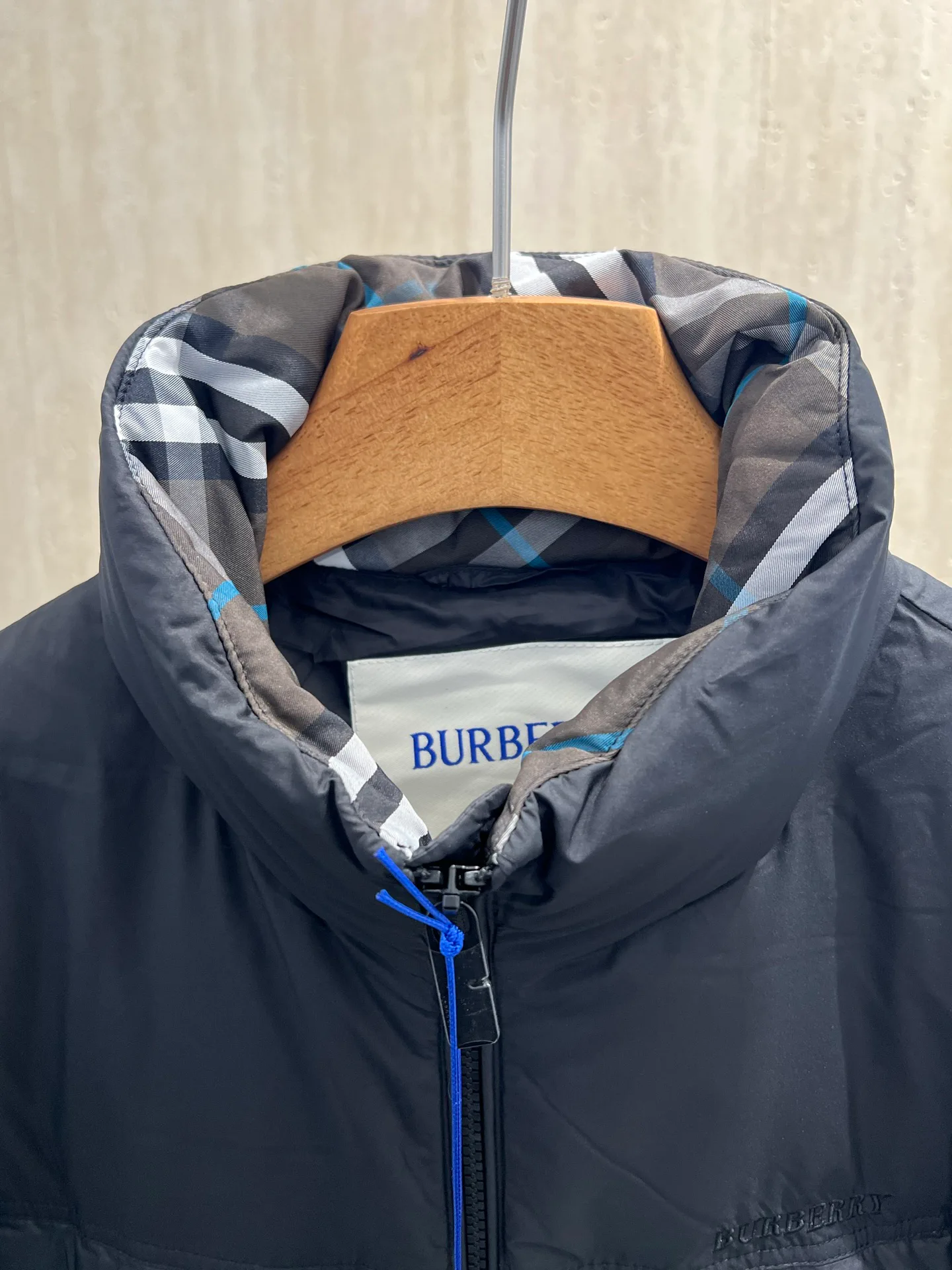 Men's Jackets And Down Jackets BURBERRY 19575175