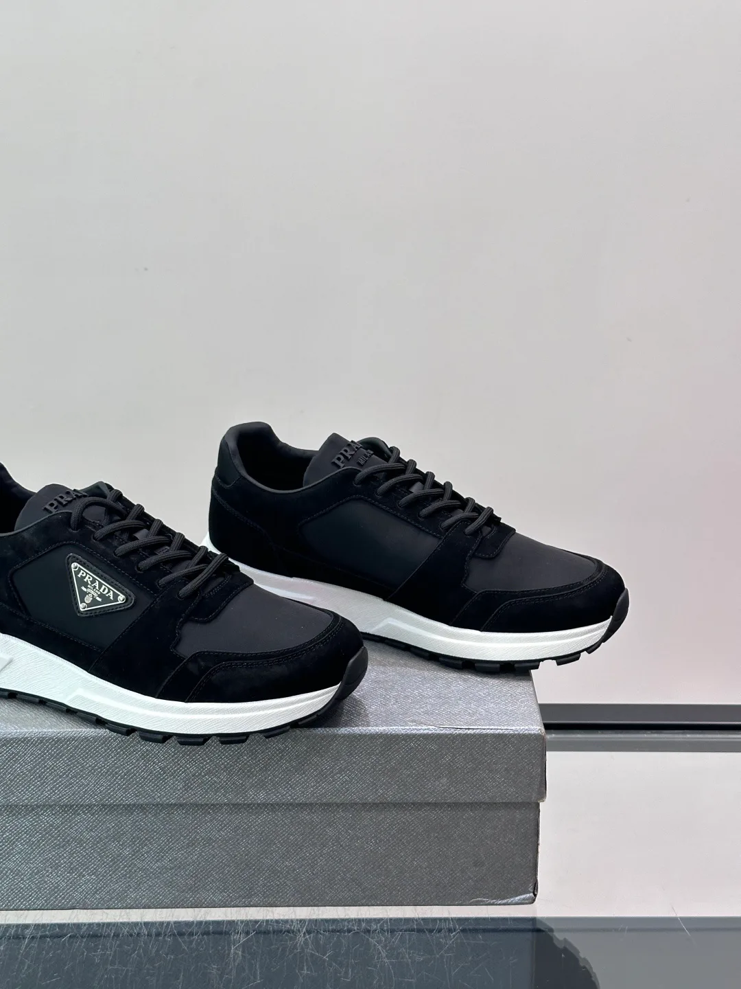 Men's Sneakers PRADA 17982470