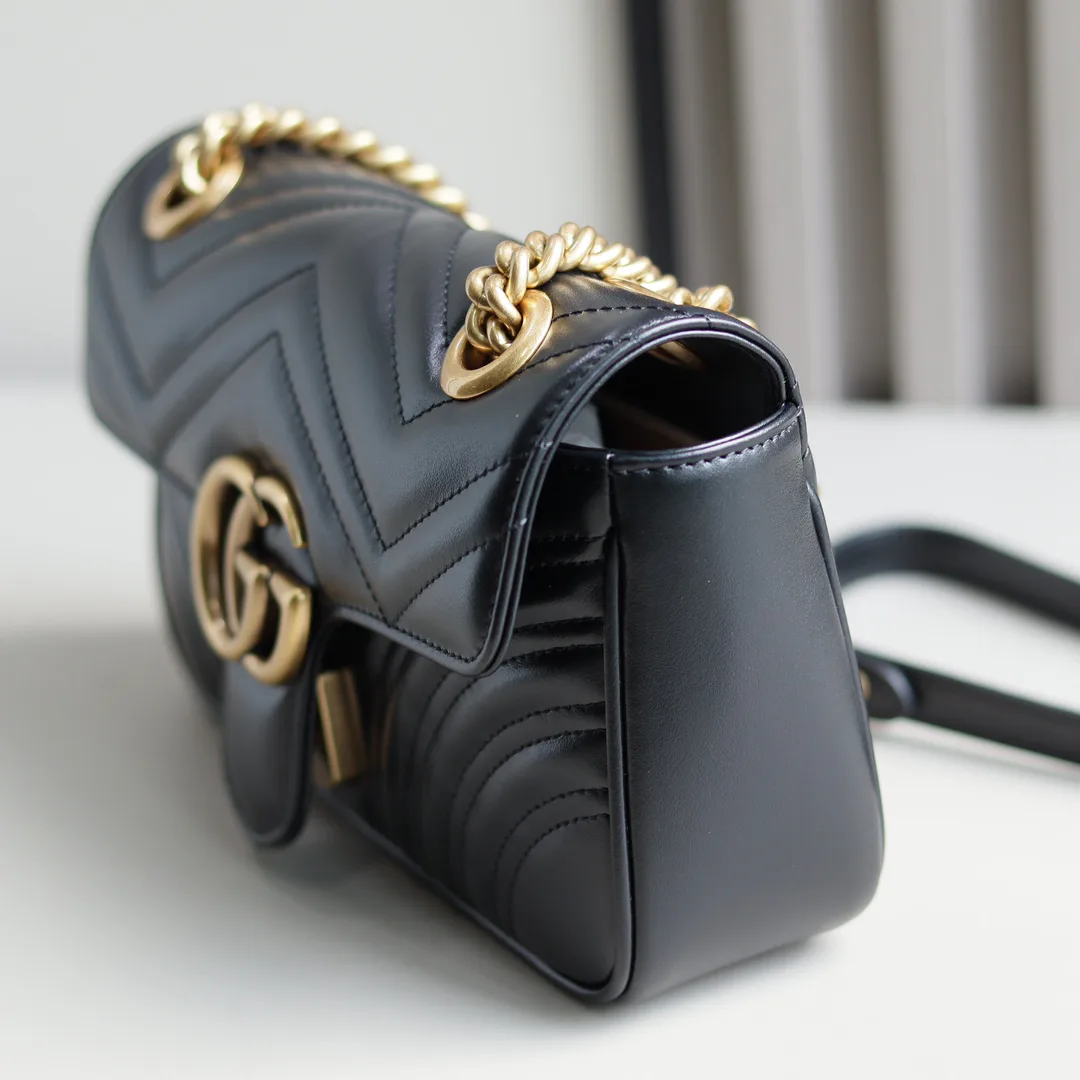 Women's Classic Handbags GUCCI 17904034