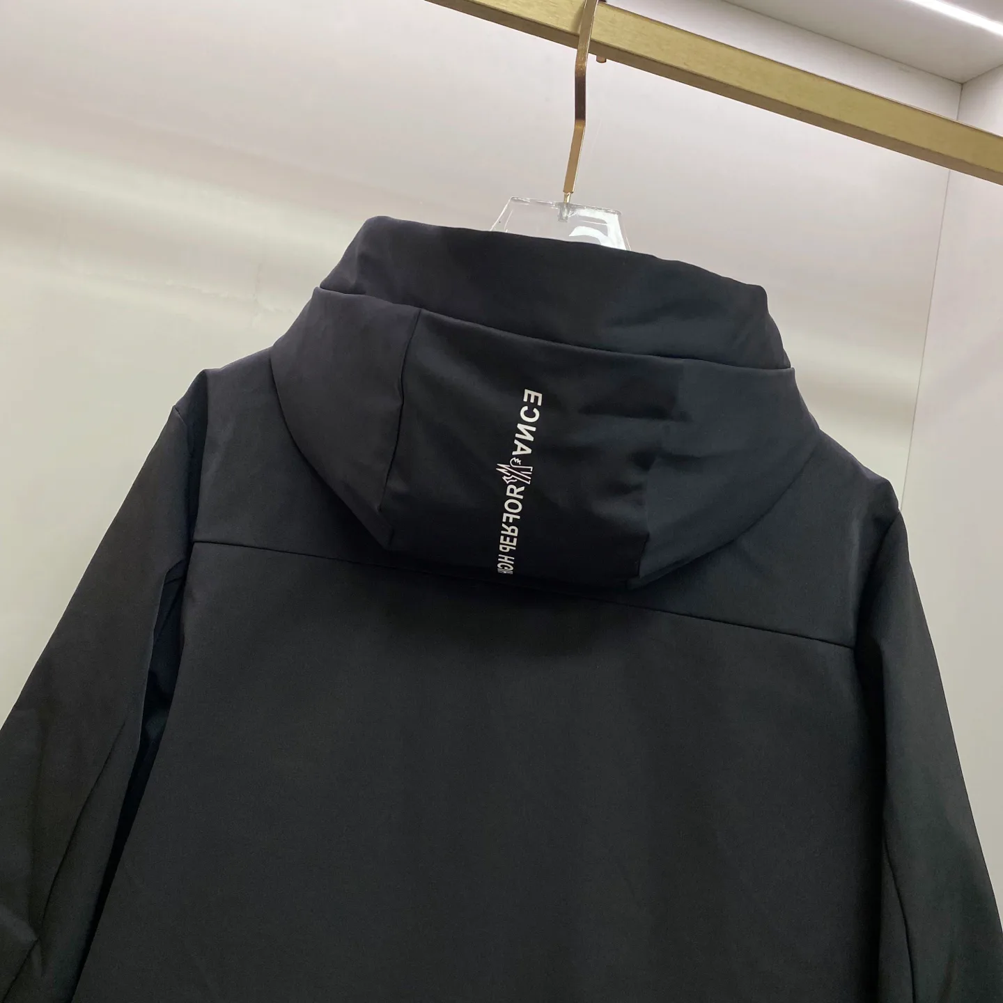 Men's Jackets And Down Jackets MONCLER 18029211