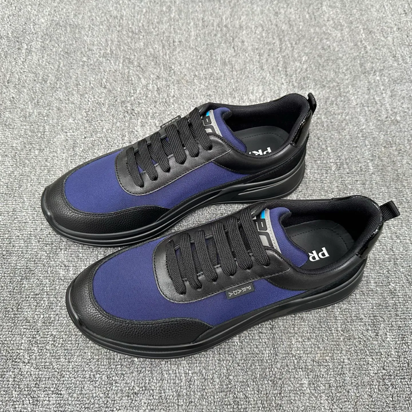 Men's Sneakers PRADA 18076343