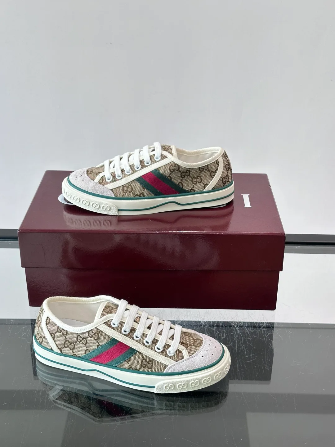 Women's Sneakers GUCCI 17941054