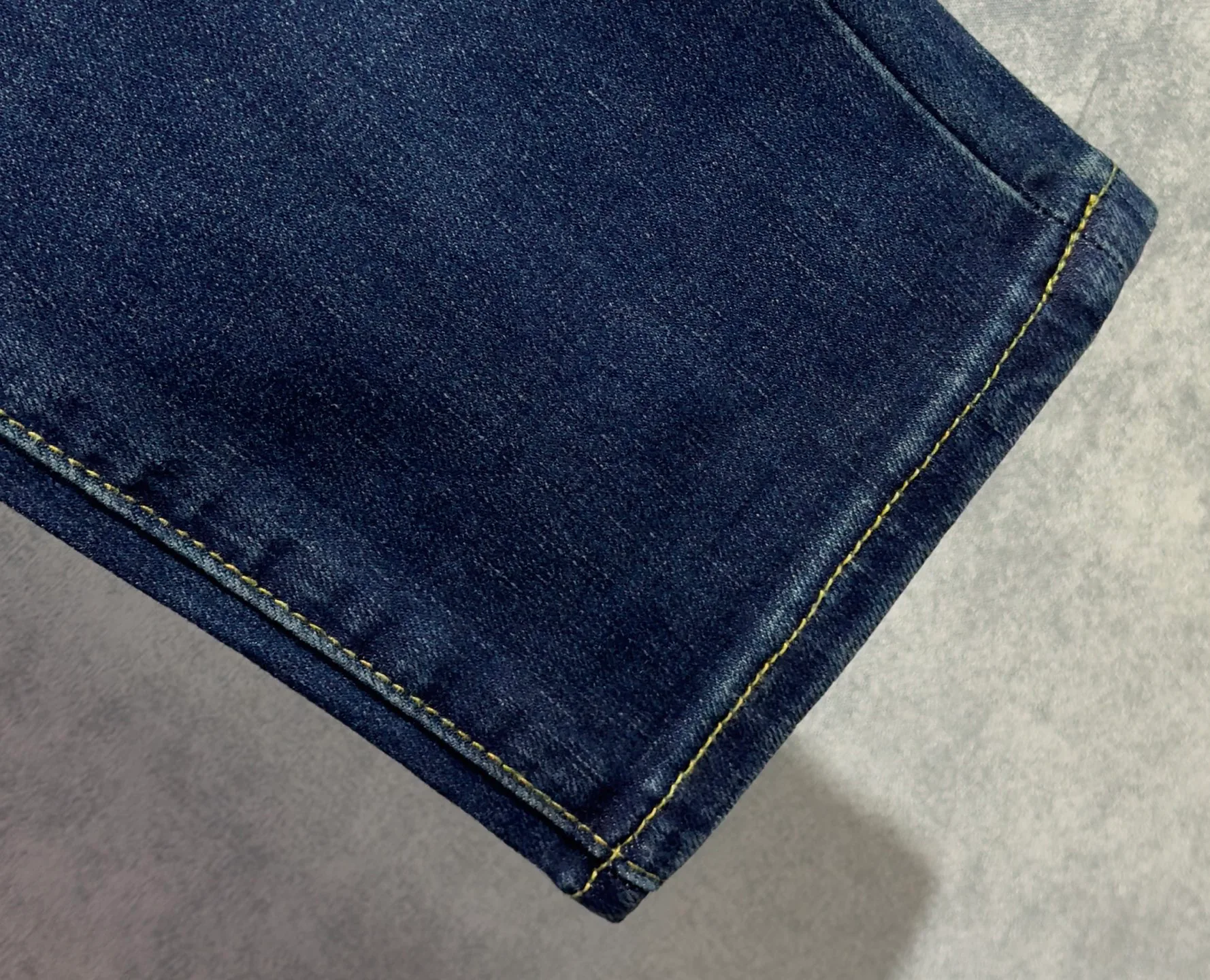 Men's Jeans GUCCI 18098364