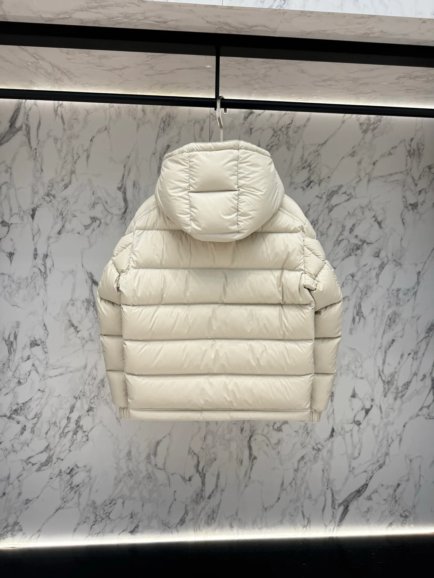 Men's Jackets And Down Jackets MONCLER 18046519
