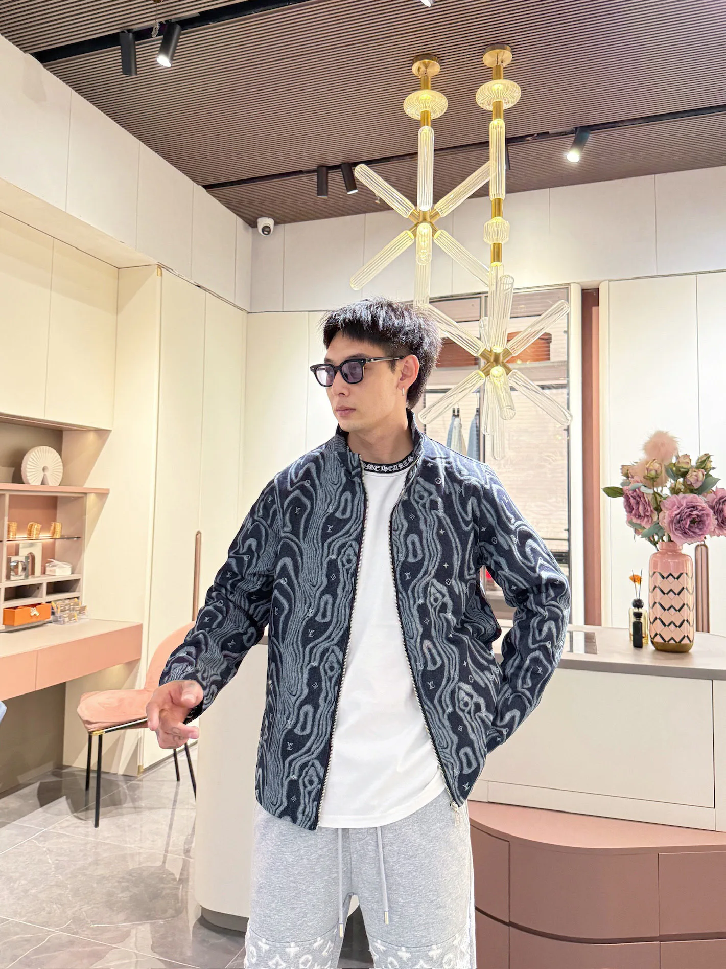 Men's Jackets And Down Jackets LOUIS VUITTON 18197265