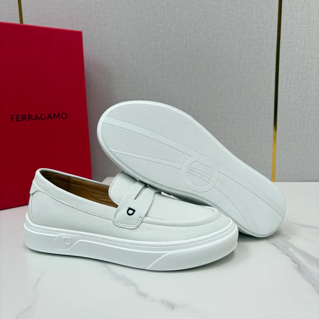 Women's Loafers And Moccasins SALVATORE FERRAGAMO 17936403