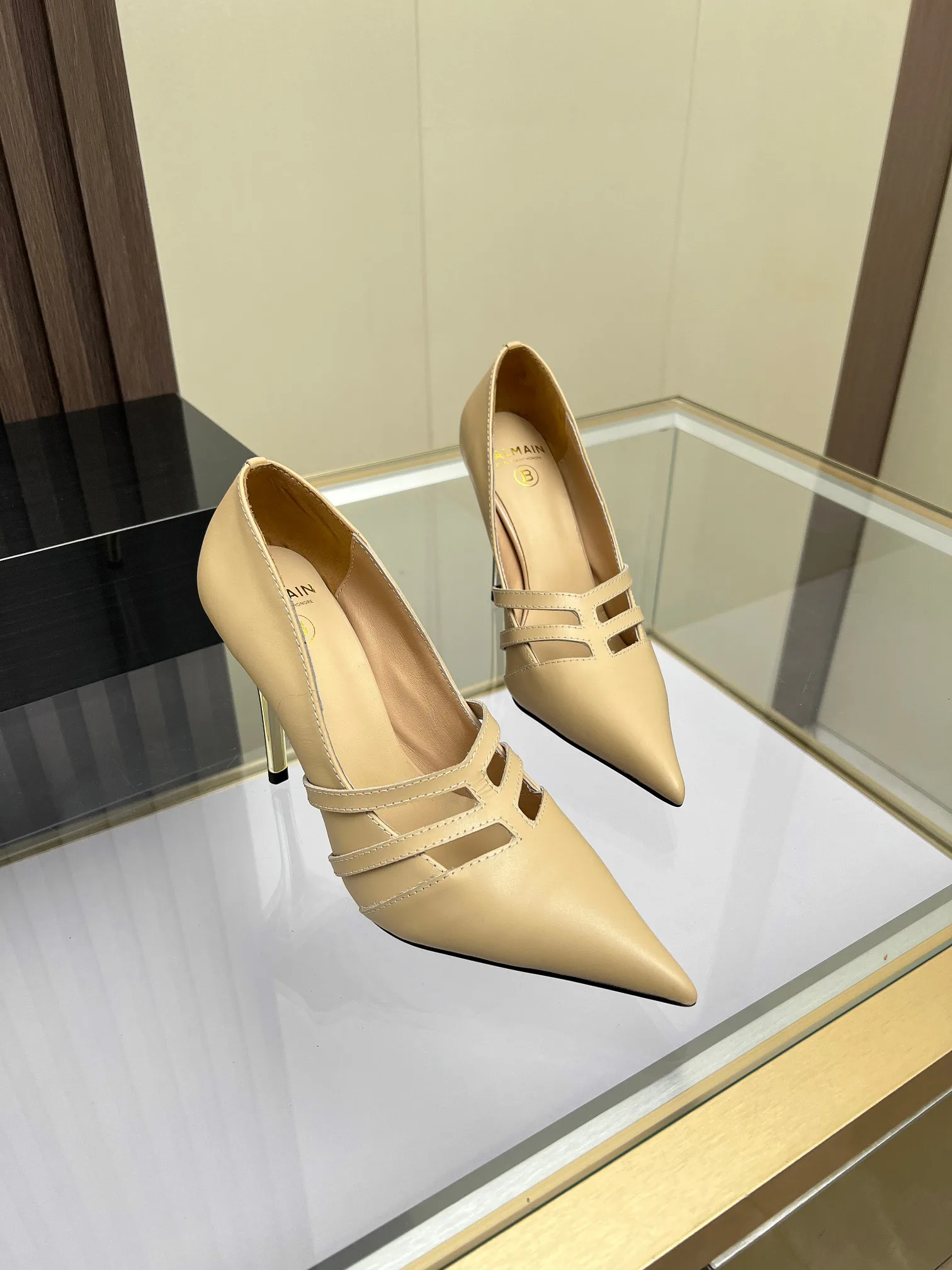 Women's Heels BALMAIN 17911049