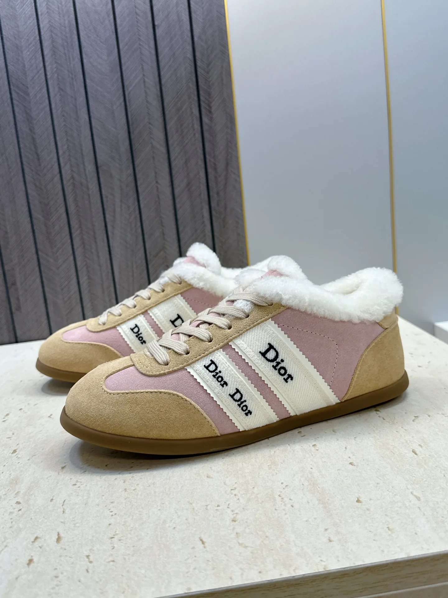 Women's Sneakers CHRISTIAN DIOR 18247834