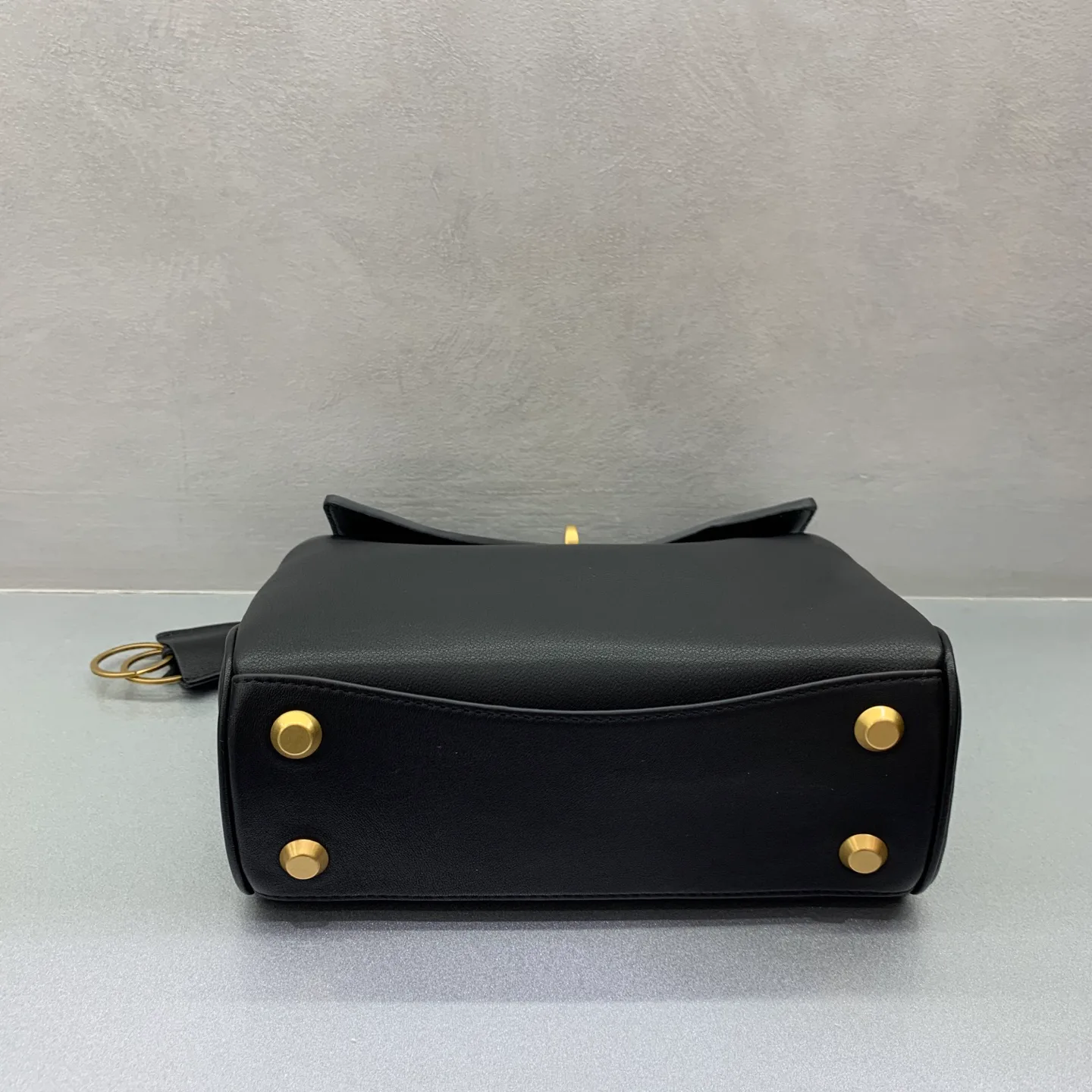 Women's Classic Handbags BALENCIAGA 18457384