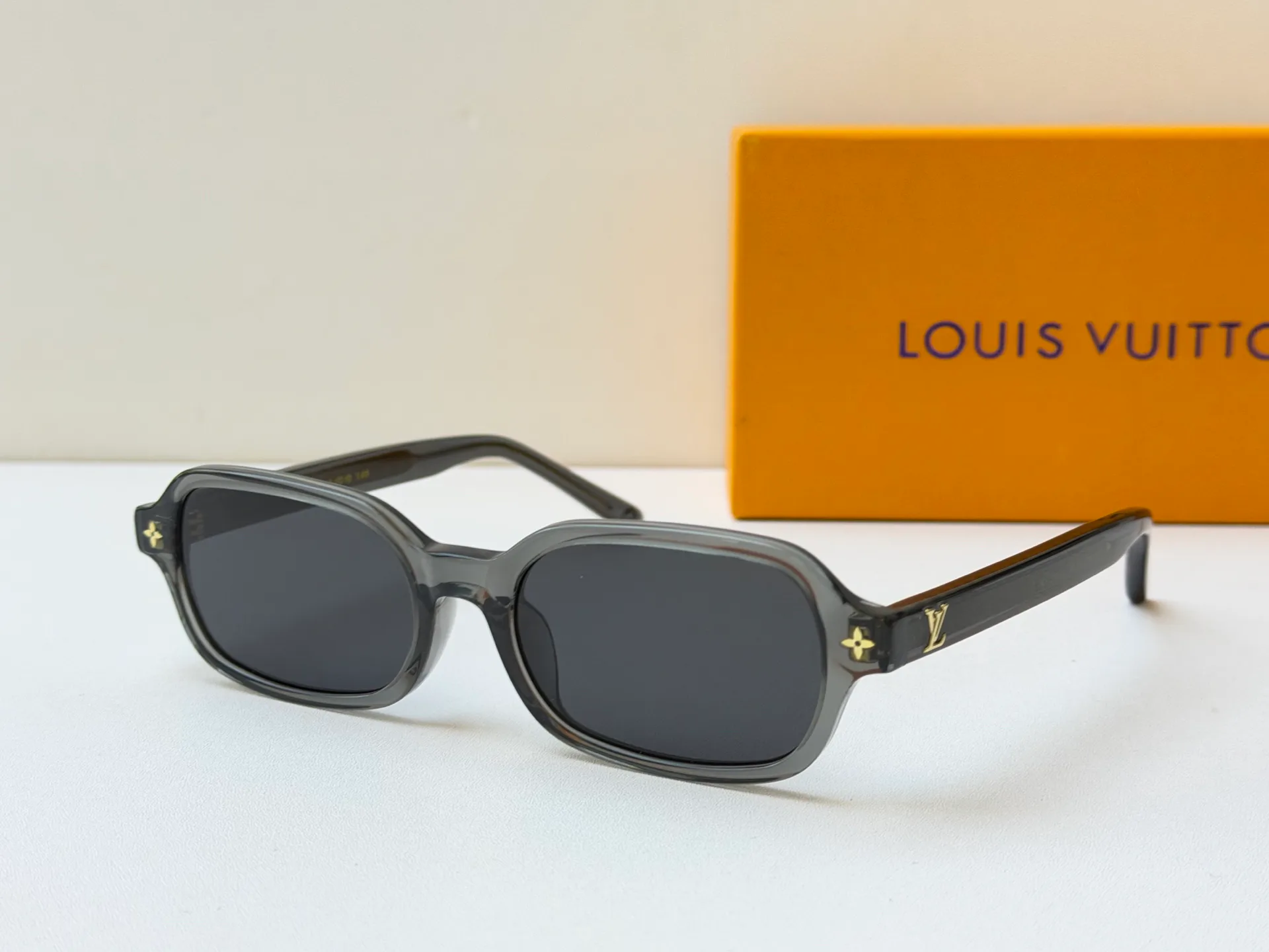 Glasses LOUIS VUITTON 17188488