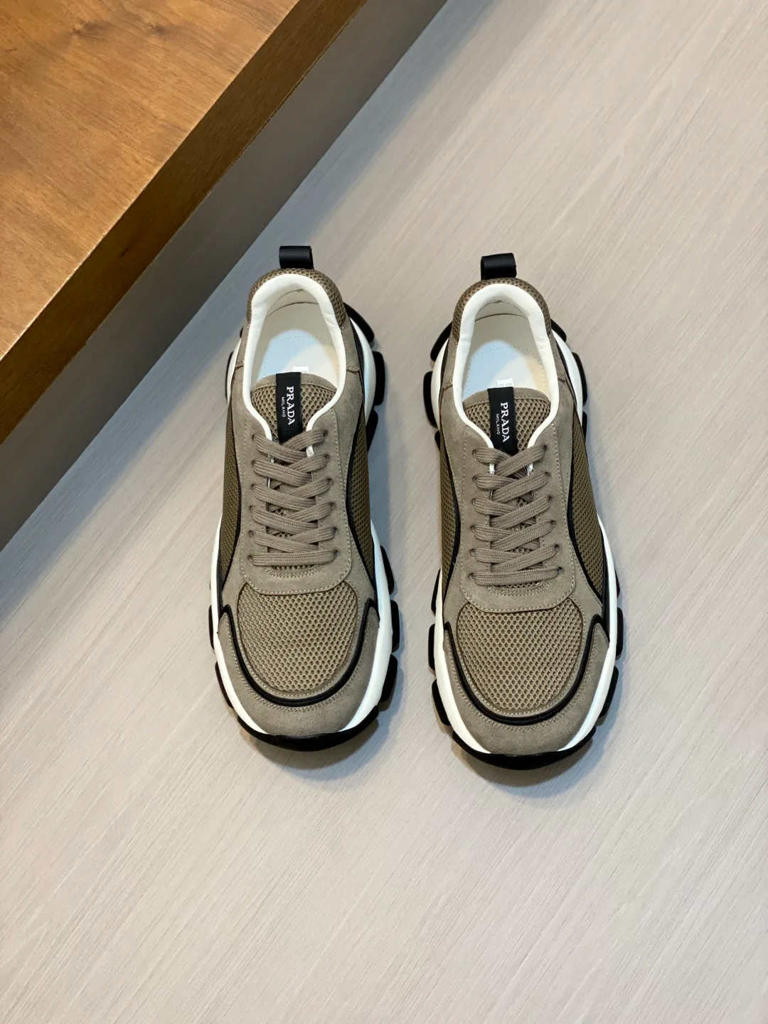 Men's Sneakers PRADA 18055232