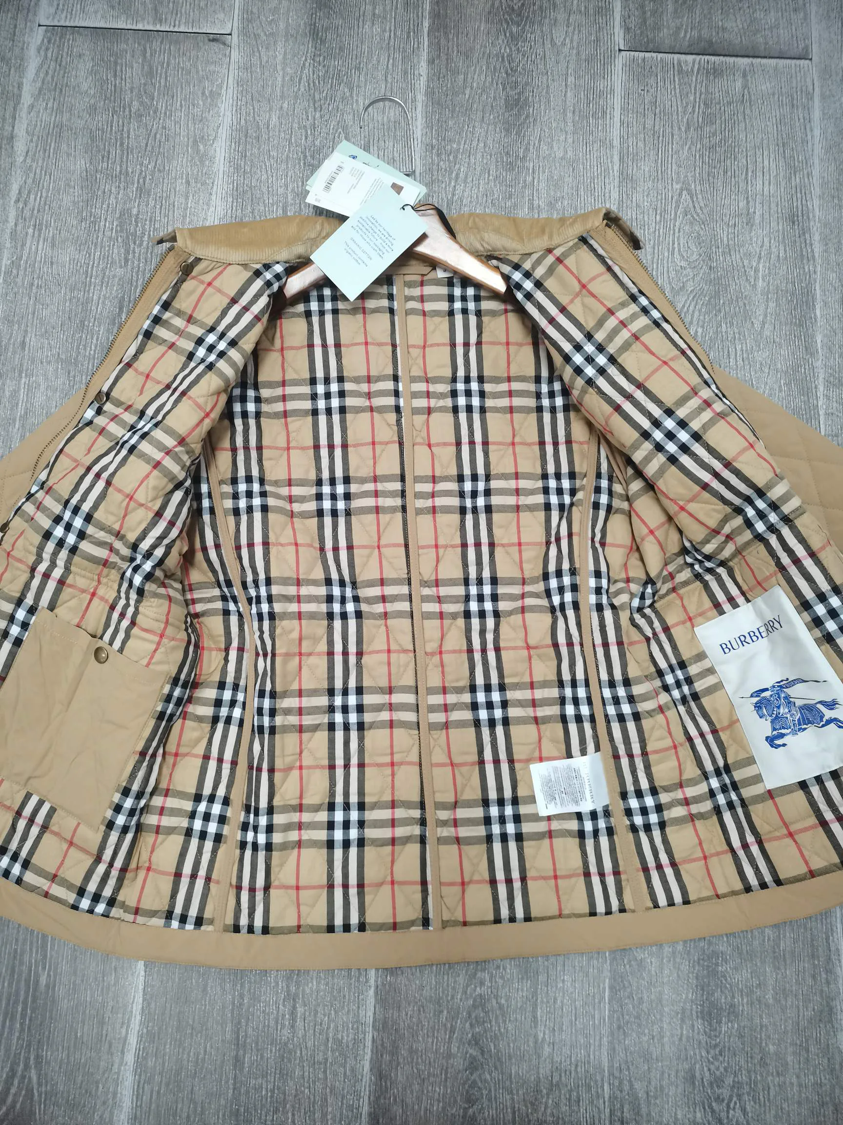 Women's Jackets And Down Jackets BURBERRY 17998528