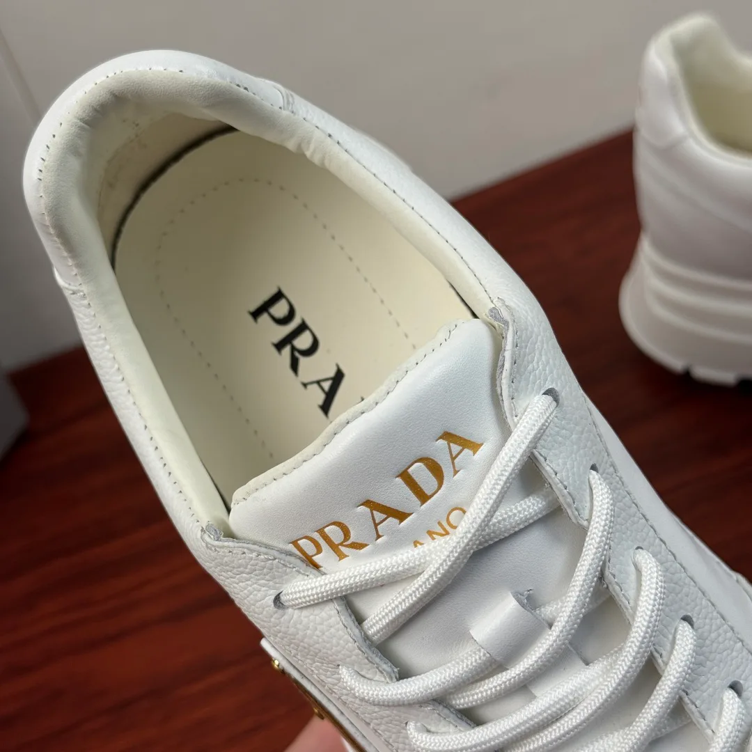 Men's Sneakers PRADA 18230790